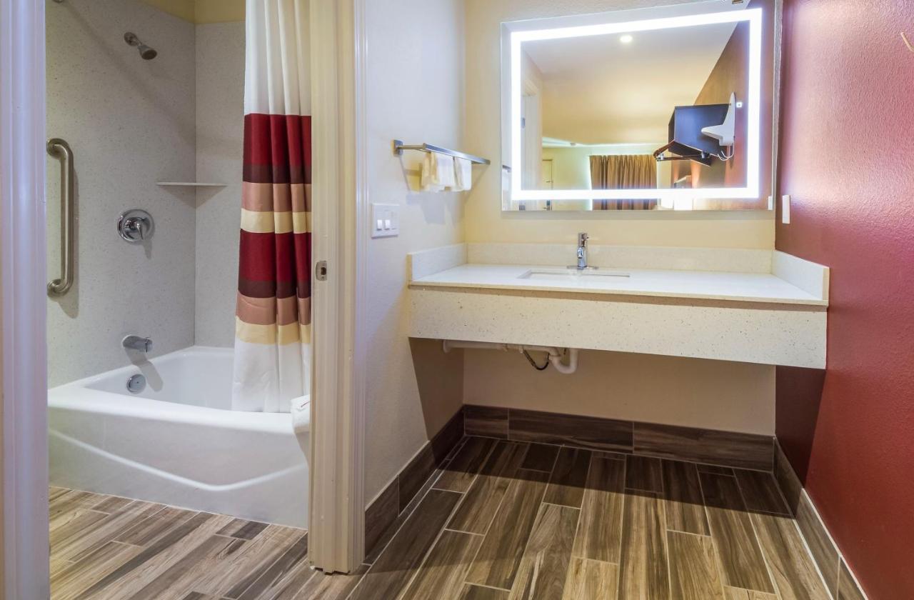 Travelodge Tx